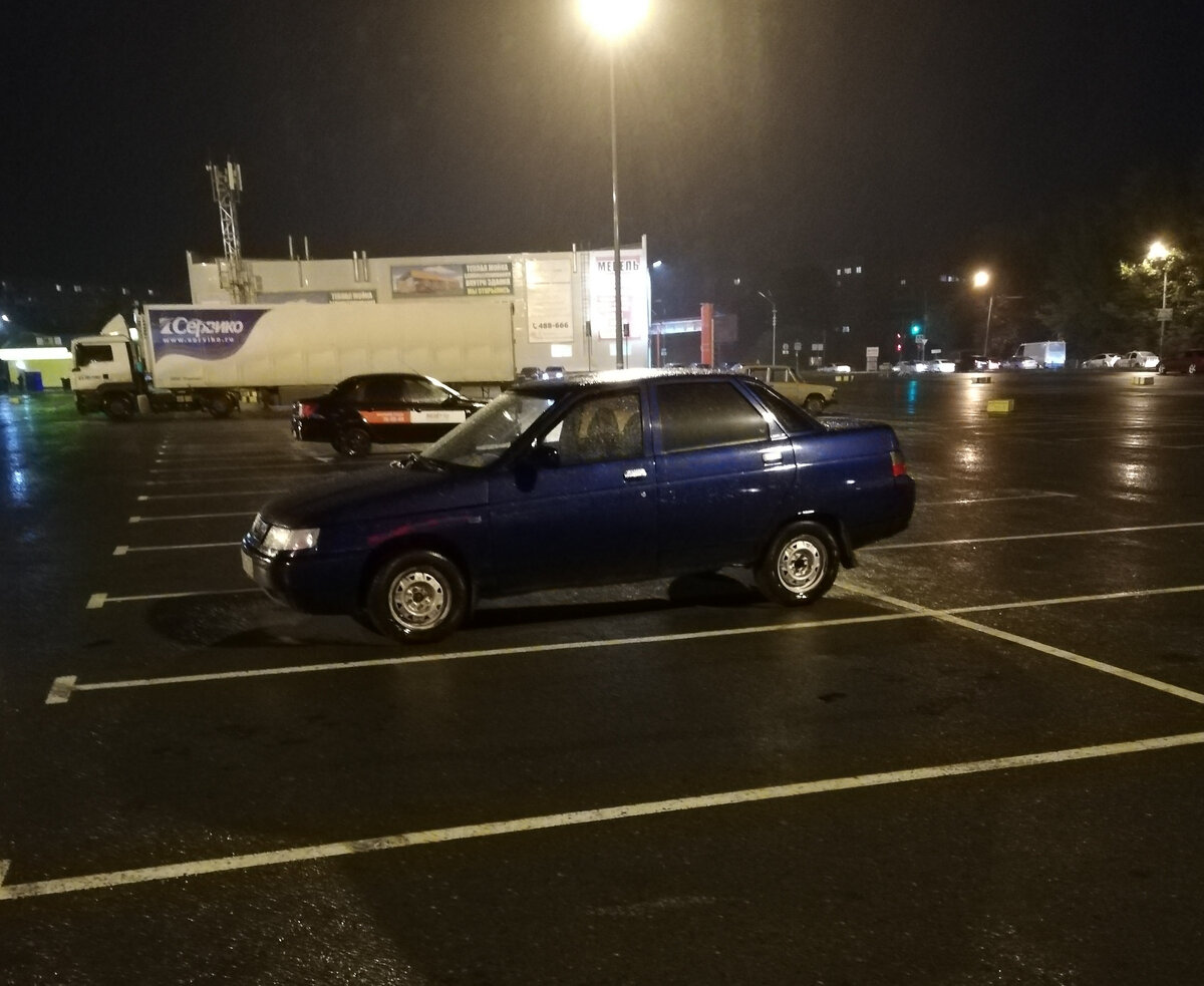 ВАЗ 21102, предыдущая машина автора. Фото автора.