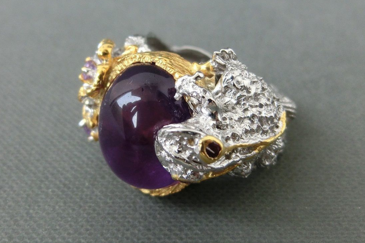 кольцо серебро лягушка с рубином. какое серебро самое дорогое. какое серебро самое дорогое. дорогие серебряные монеты. какое серебро самое дорогое.