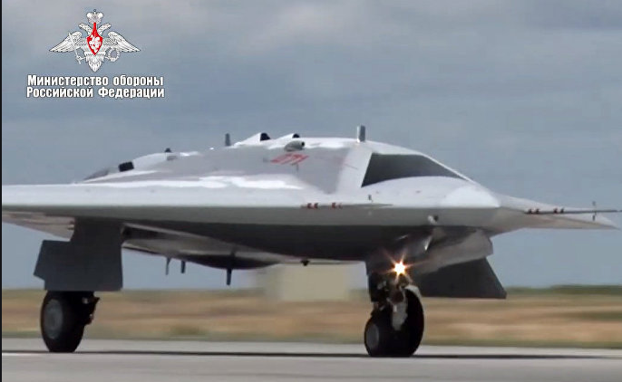 Су-70 "Охотник"