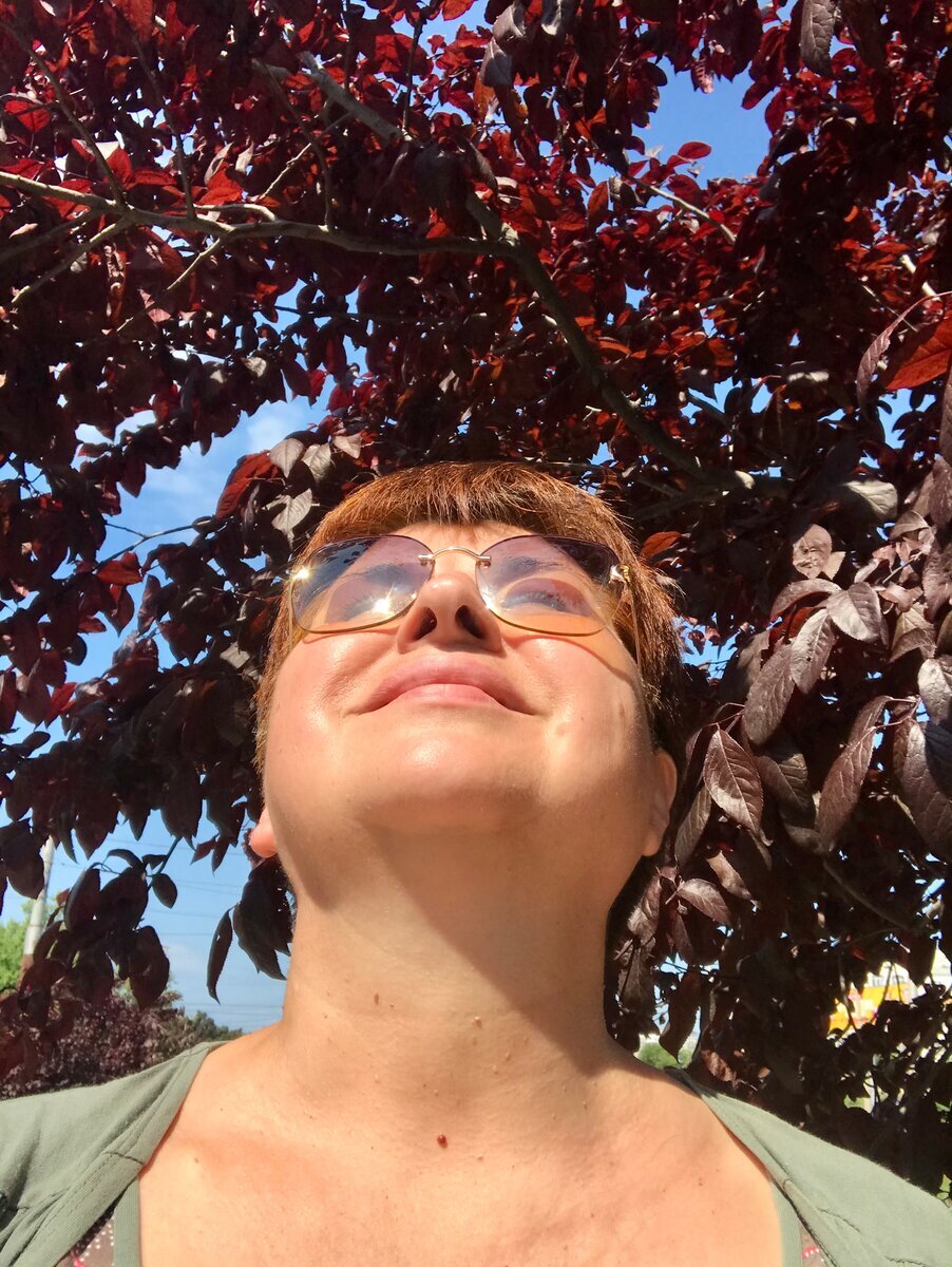 Желаю вёсны , счастья , мира и добра всем моим читателям.  Чтобы в жизни ни случилось , весна всегда придёт .