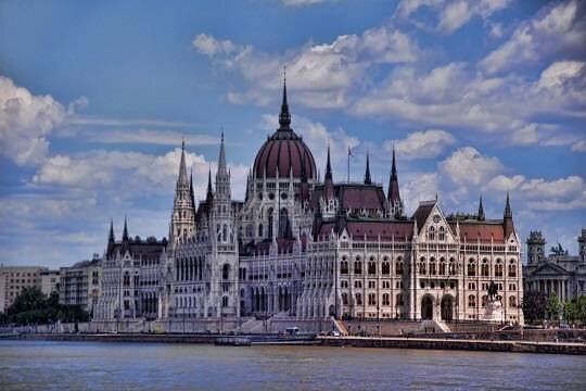    Венгрия потеряла 15% турпотока из-за ограничений для туристов из РФ