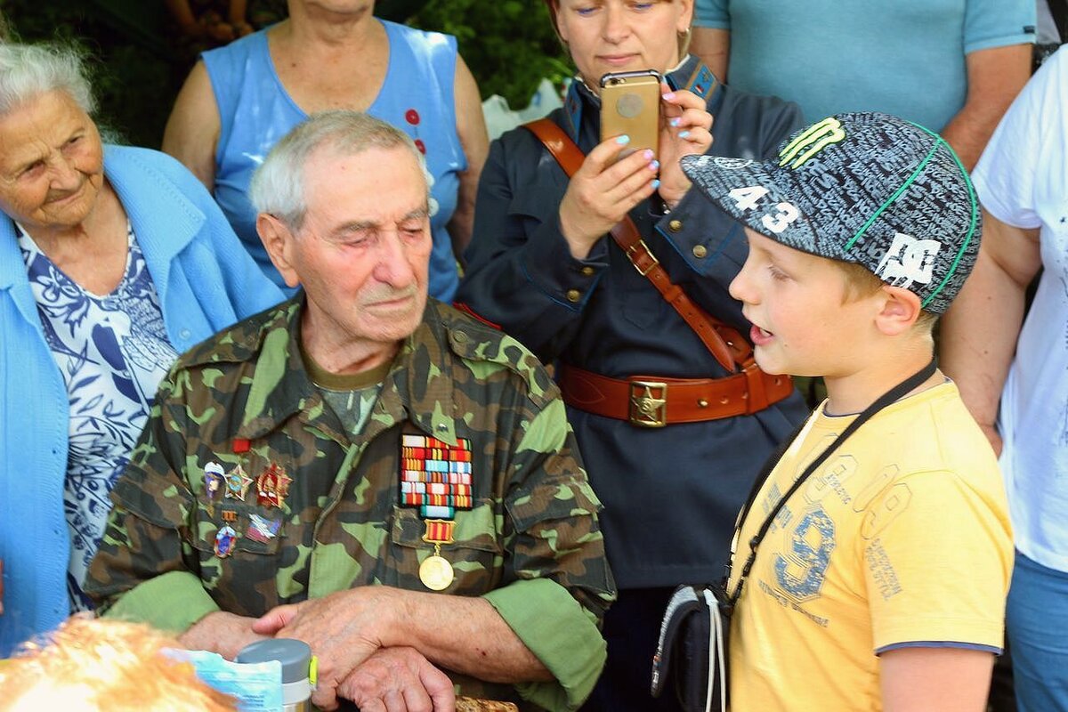 Евгений Борисович Мельничук на партизанской встрече в июне 2019 года. Крым, Нижний Кок-Асан