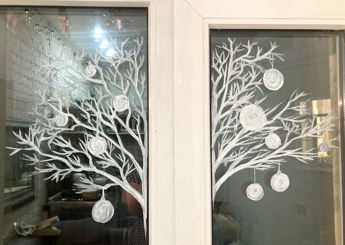 Справа получился китайский тростник, но это ничего, мы же одни на кухне 😂