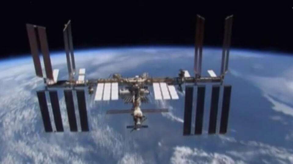     Космонавт Волков назвал последствия отсутствия "космических ПДД" Скриншот видео