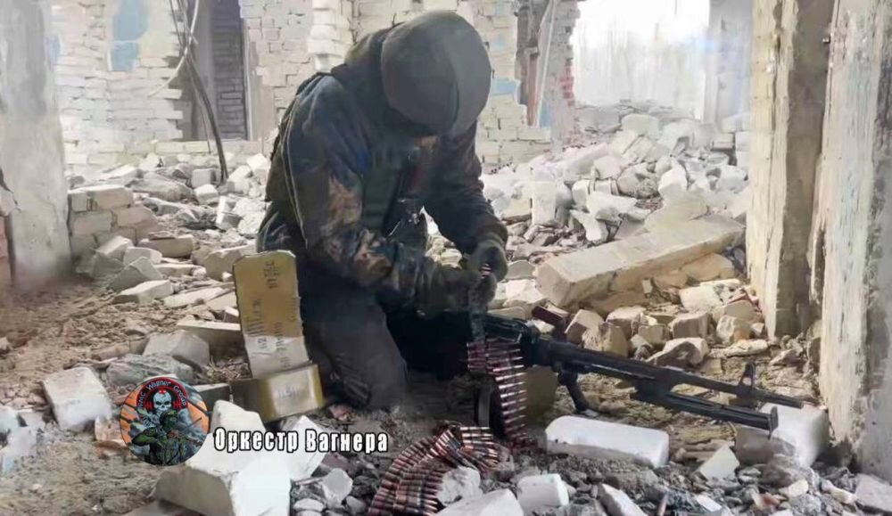 Заглавное фото: бойцы "Оркестра" в посёлке Опытное, где продолжается штурм украинских укрепрайонов.