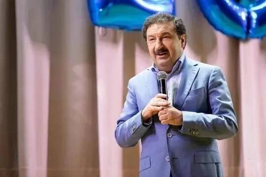    Владимир Мау покинул пост ректора РАНХиГС: на должность врио главы вуза назначен Алексей Комиссаров