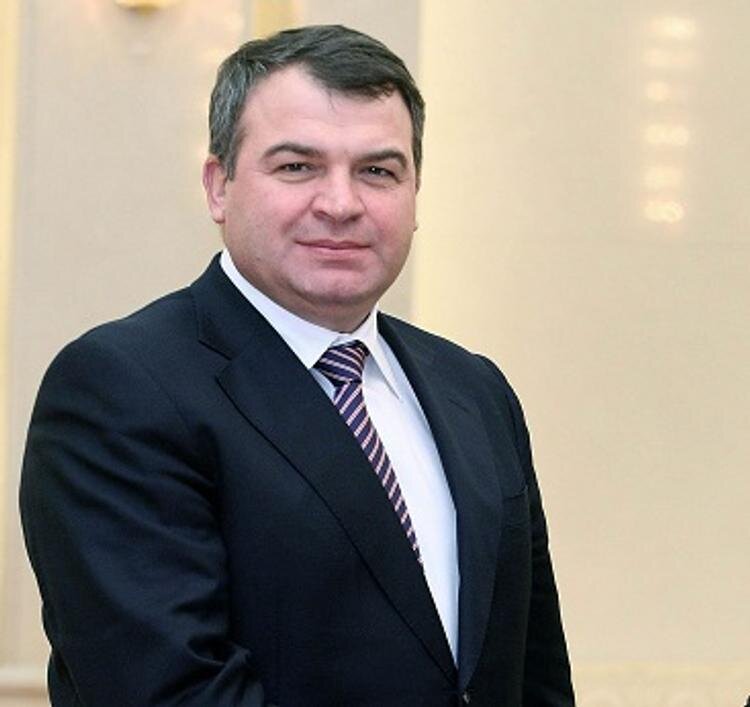 Анатолий Сердюков бывший министр обороны