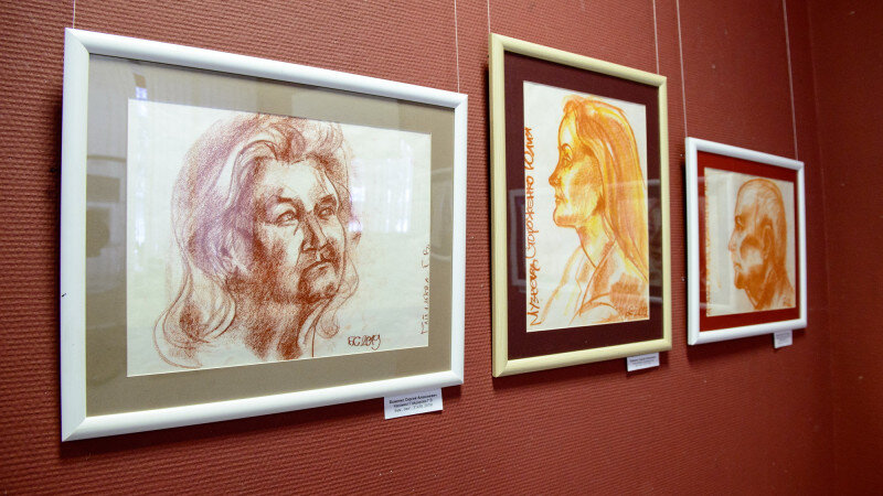     Выставка Сергея Боженко в Барнауле. Анна Зайкова, altapress.ru.