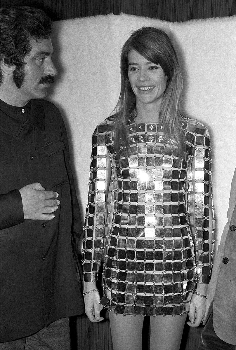    Пако Рабан и Франсуаз Арди в платье Paco Rabanne, 1968 годGETTY IMAGES