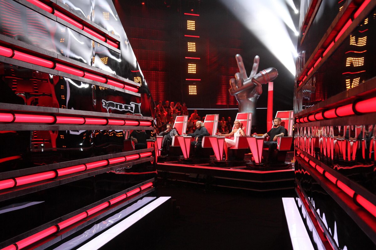    Наставники прошлых сезонов: Григорий Лепс, Александр Градский, Полина Гагарина и Баста