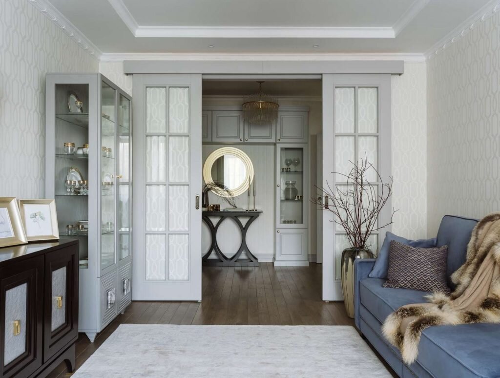 Для мамы и сына. Элегантная квартира в классическом стиле