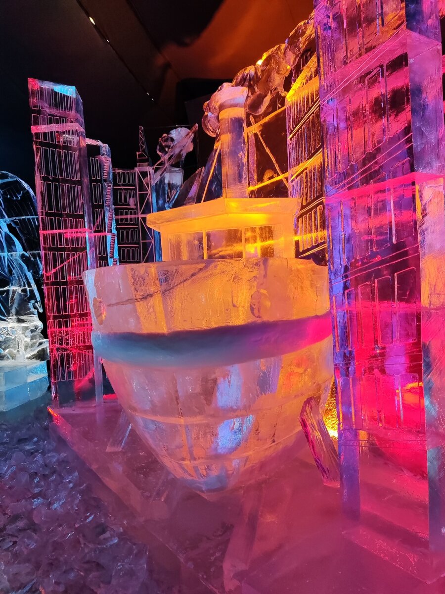 Кронштадт ледяные фигуры. Выставка ледяных фигур в кронштадте. Фестиваль ледовых скульптур в кронштадте. Фестиваль ледовых скульптур в кронштадте 2023. Кронштадт ледяные фигуры.