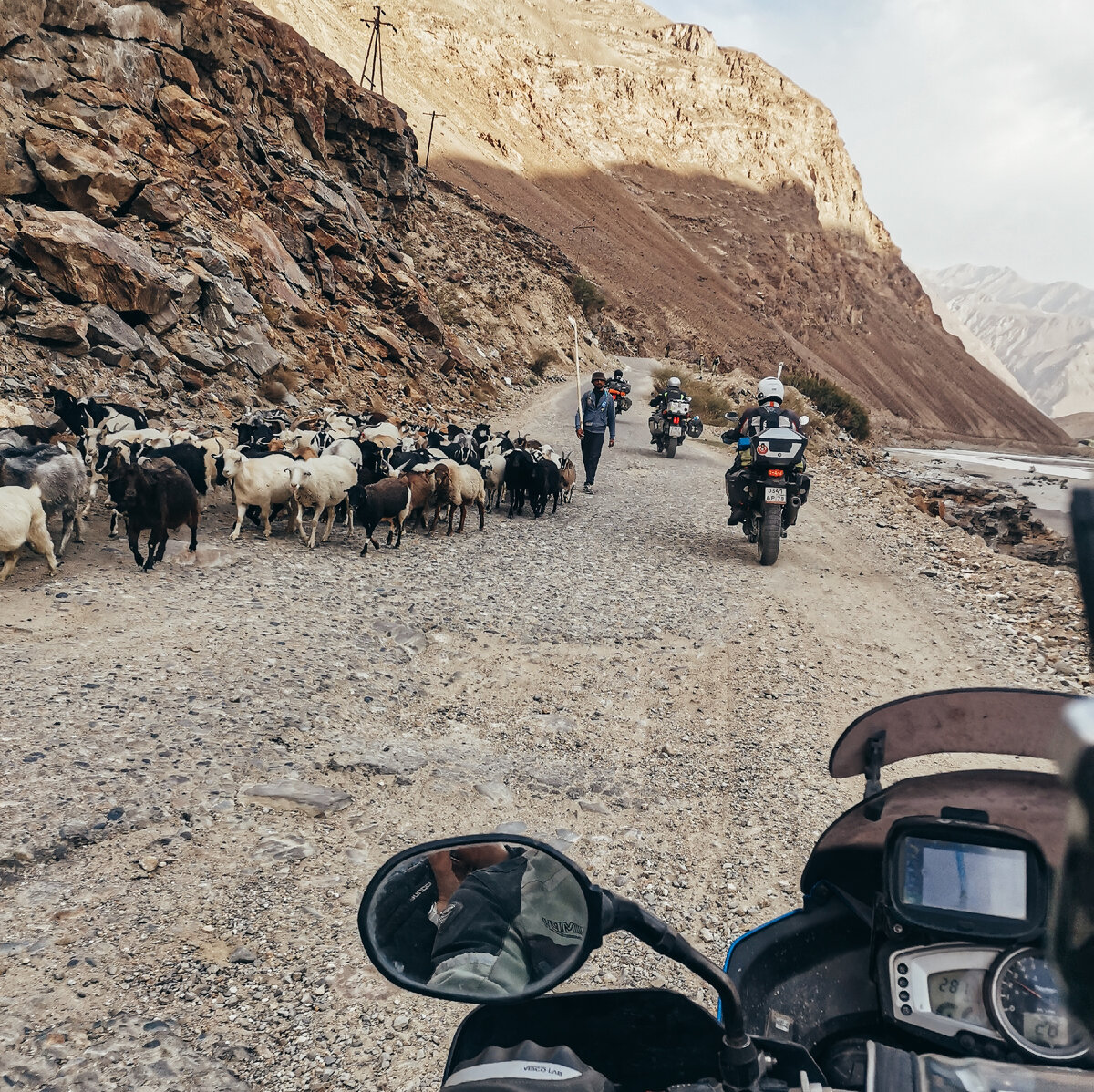 Не дорога, а песня)) асфальт! 