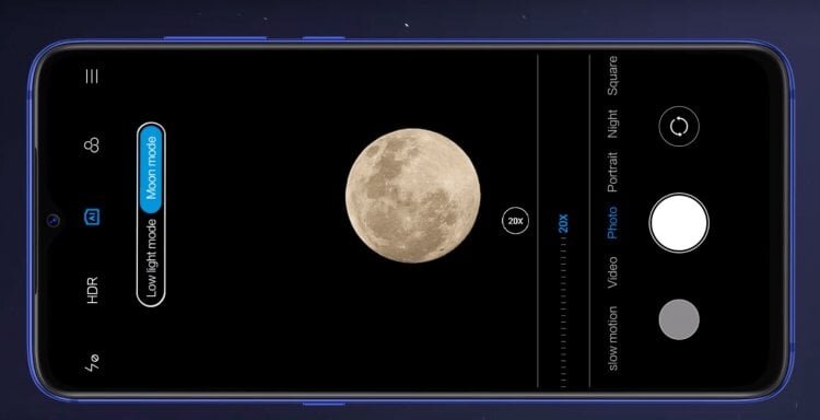    Многие смартфоны умеют фотографировать Луну, но способна ли на это в действительности мобильная оптика?
