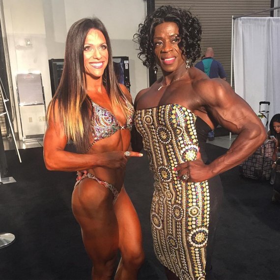 Оксана Гришина и Айрис Кайл...