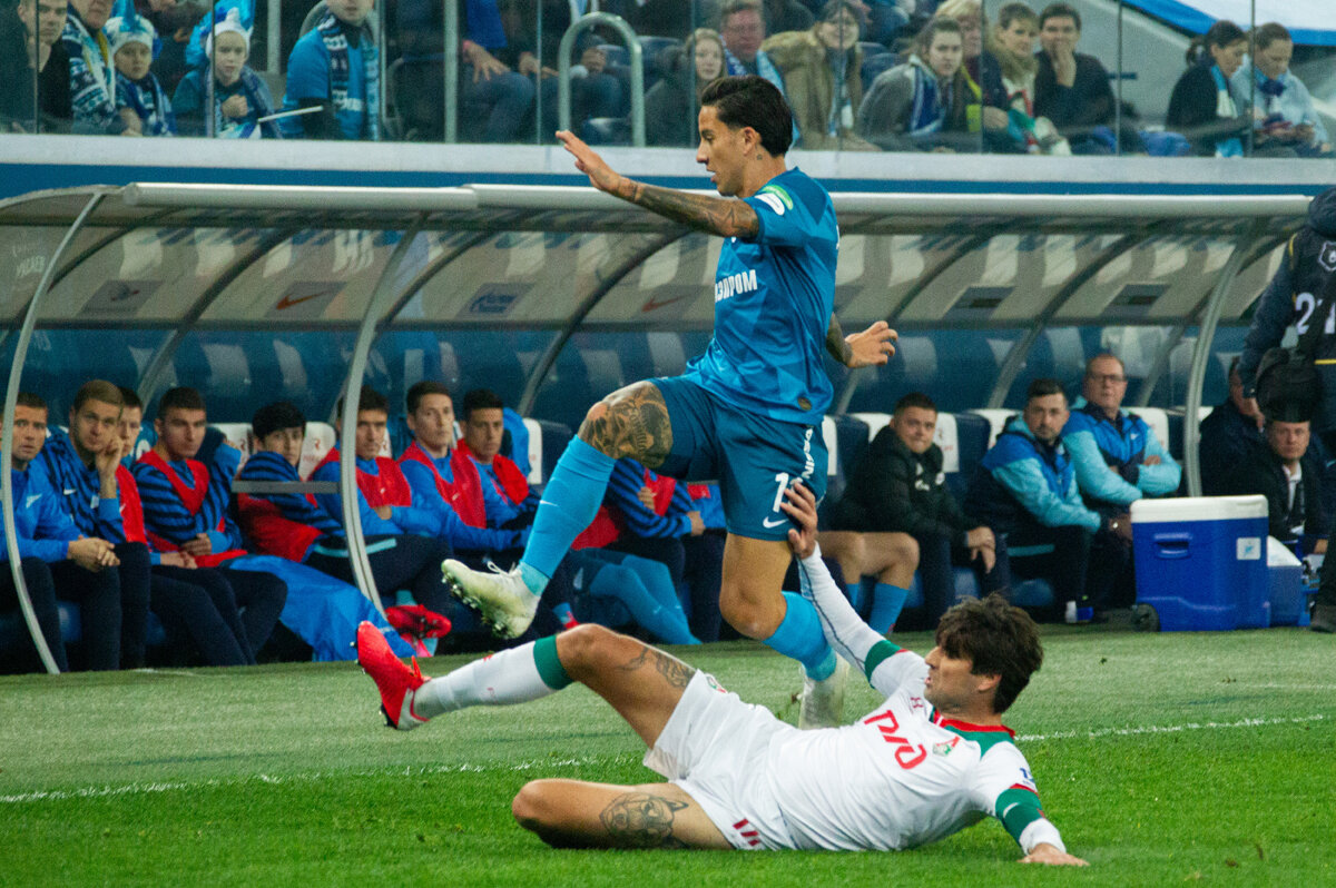 «Зенит» уверенно лидирует в РПЛ после 22-х туров