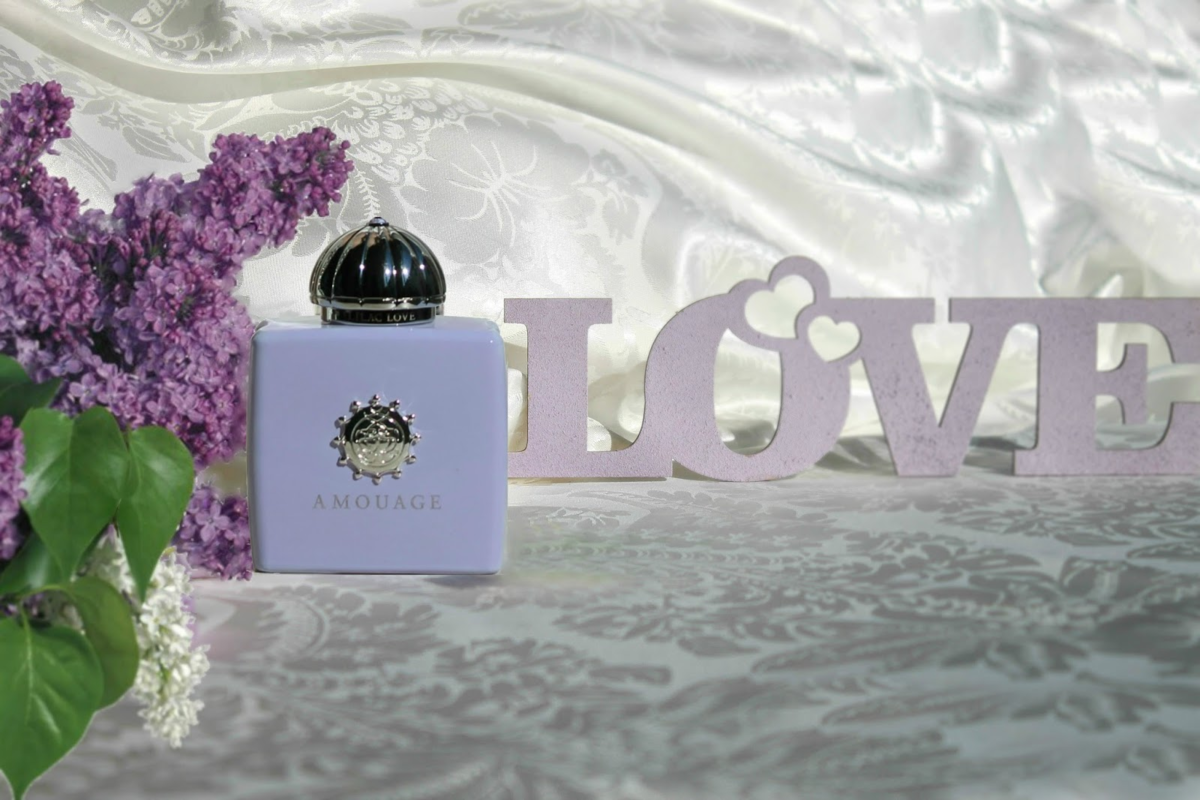 Lila lovely 2024. Амуаж Парфюм сирень. Amouage Lilac Love. Амуаж сиреневый. Amouage фиолетовый жен.