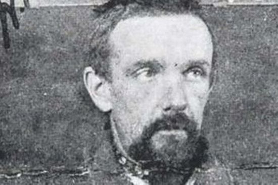 Диковатый взгляд Боба Хорриджа мне напоминает нашего советского Мориарти