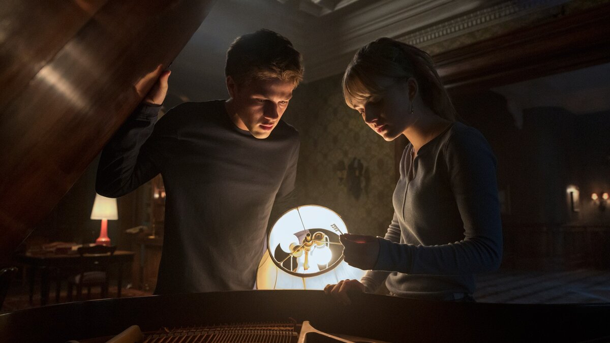 КиноПоиск 6.9 / IMDb 7.4