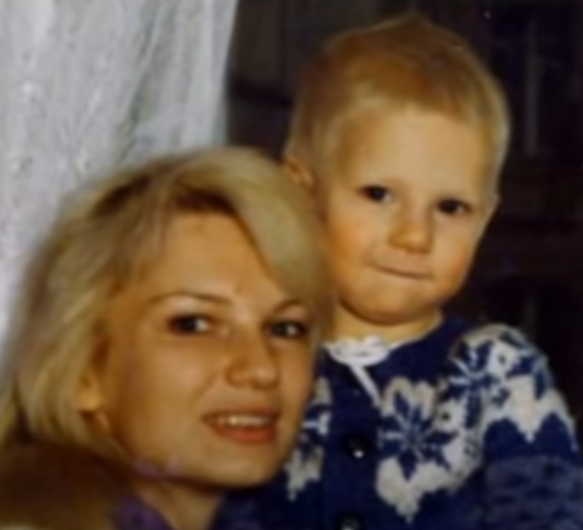 Ольга Беляева и Павел Астрахан в документальном фильме «Всё будет хорошо. Тайны советского кино». Кадр из фильма