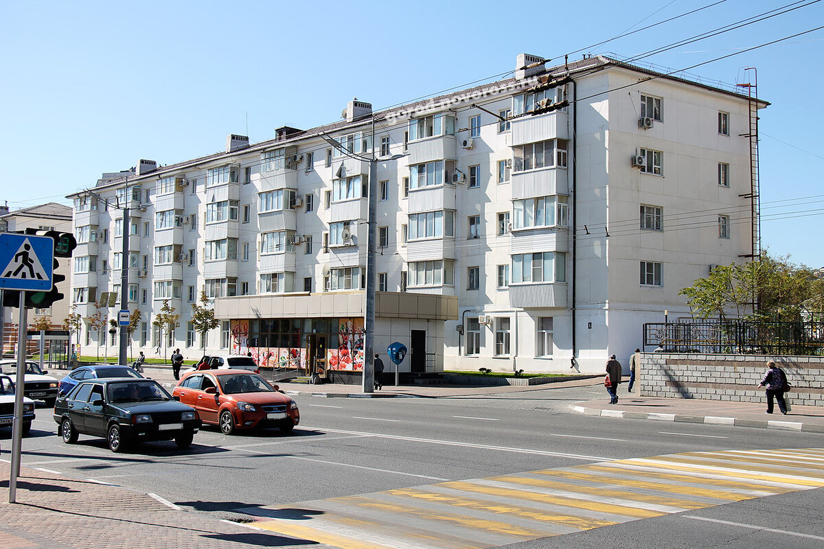 Старые пятиэтажные многоквартирные дома - крадут капитал