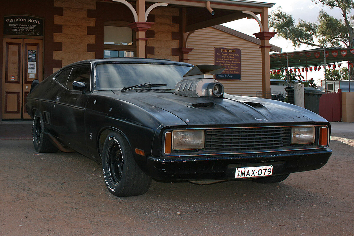 Ford Falcon v8 Interceptor