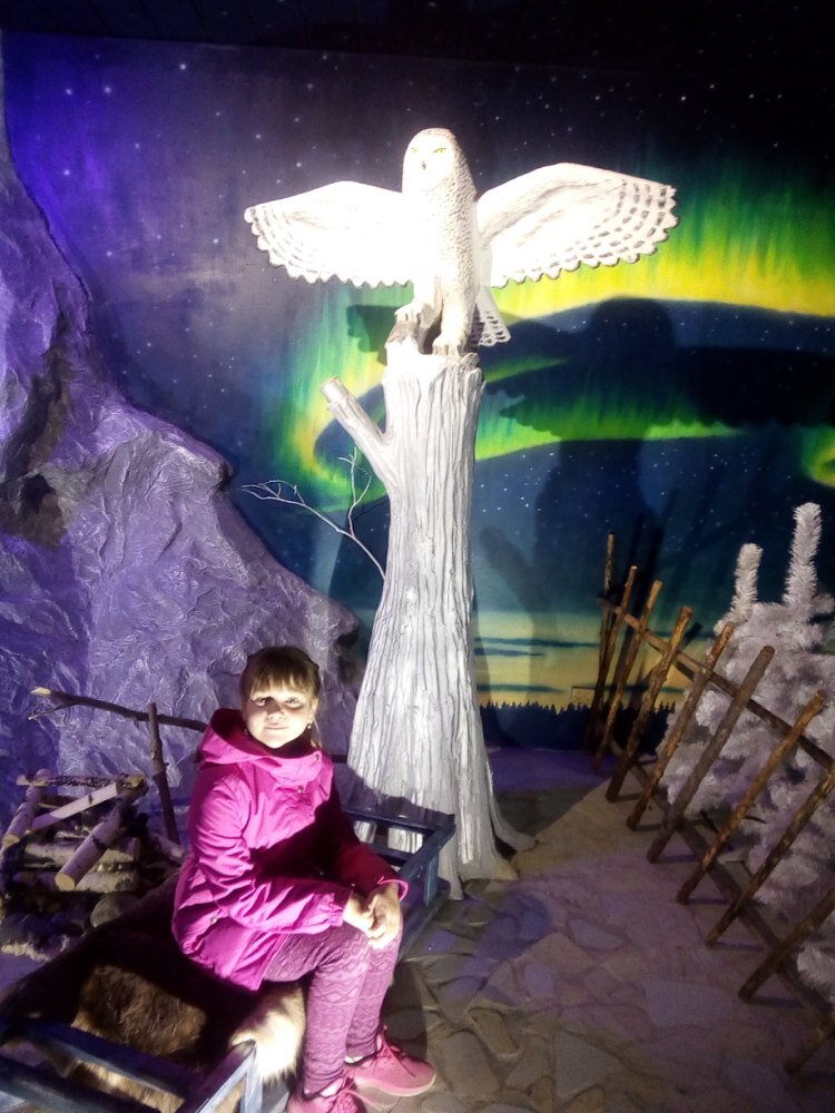 Внутренние декорации действительно переносят в сказку.