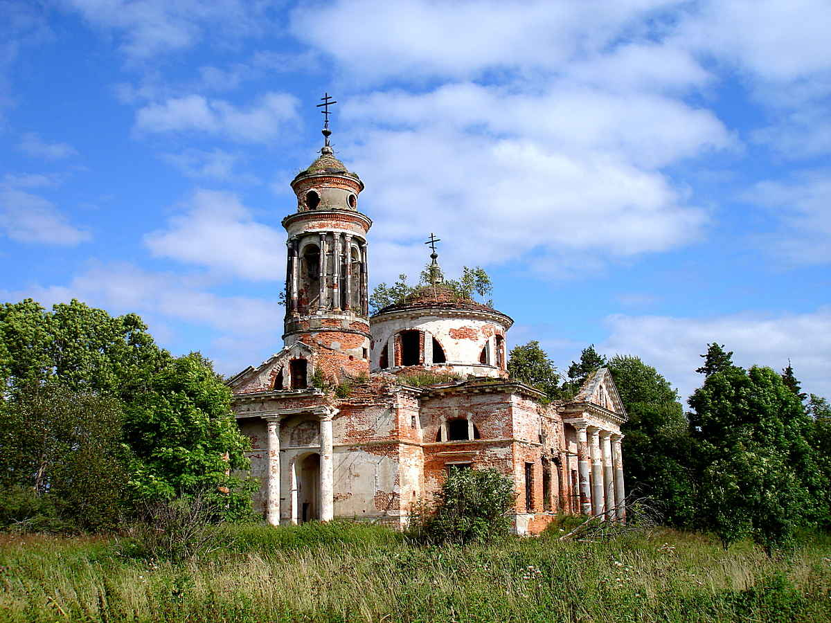 Московская область. Клинский район. Теплое. Знаменская церковь