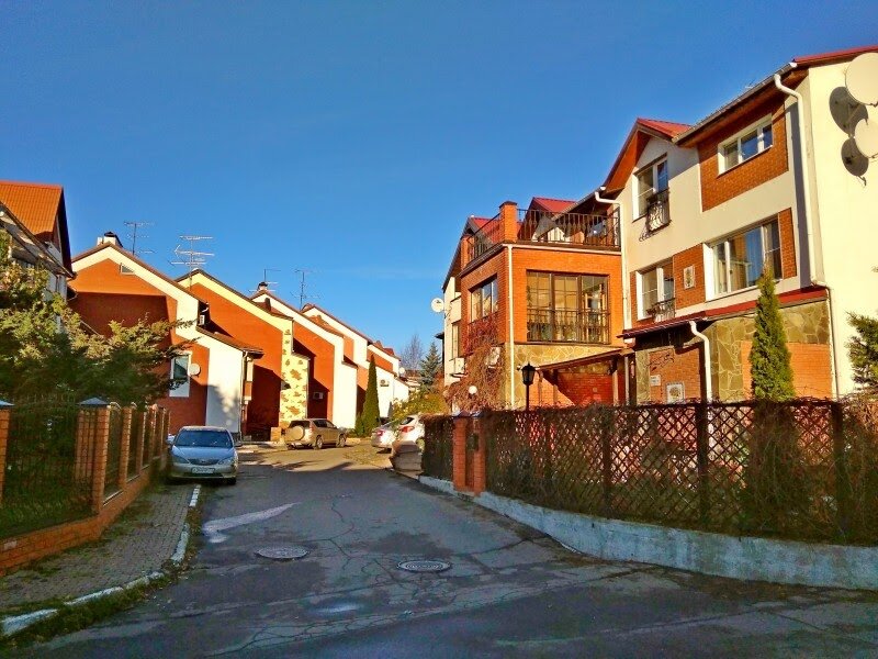 рождествено митино. храм рождества христова в митино. мжк рождествено митино. рождествено коттеджный поселок митино. рождествено митино.