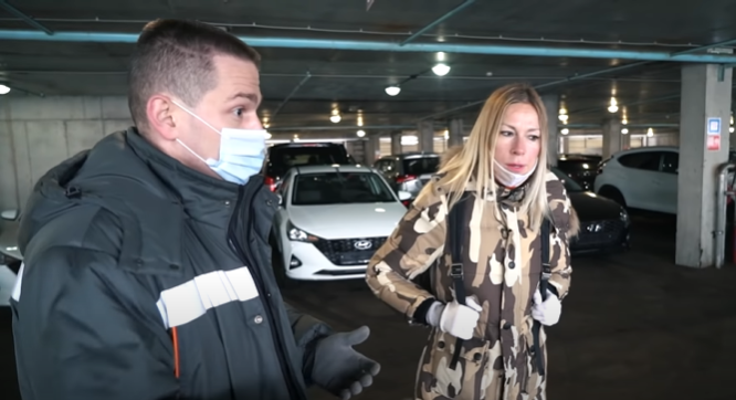 С выбором автомобиля мне помогает сотрудник компании «АвтоГермес»