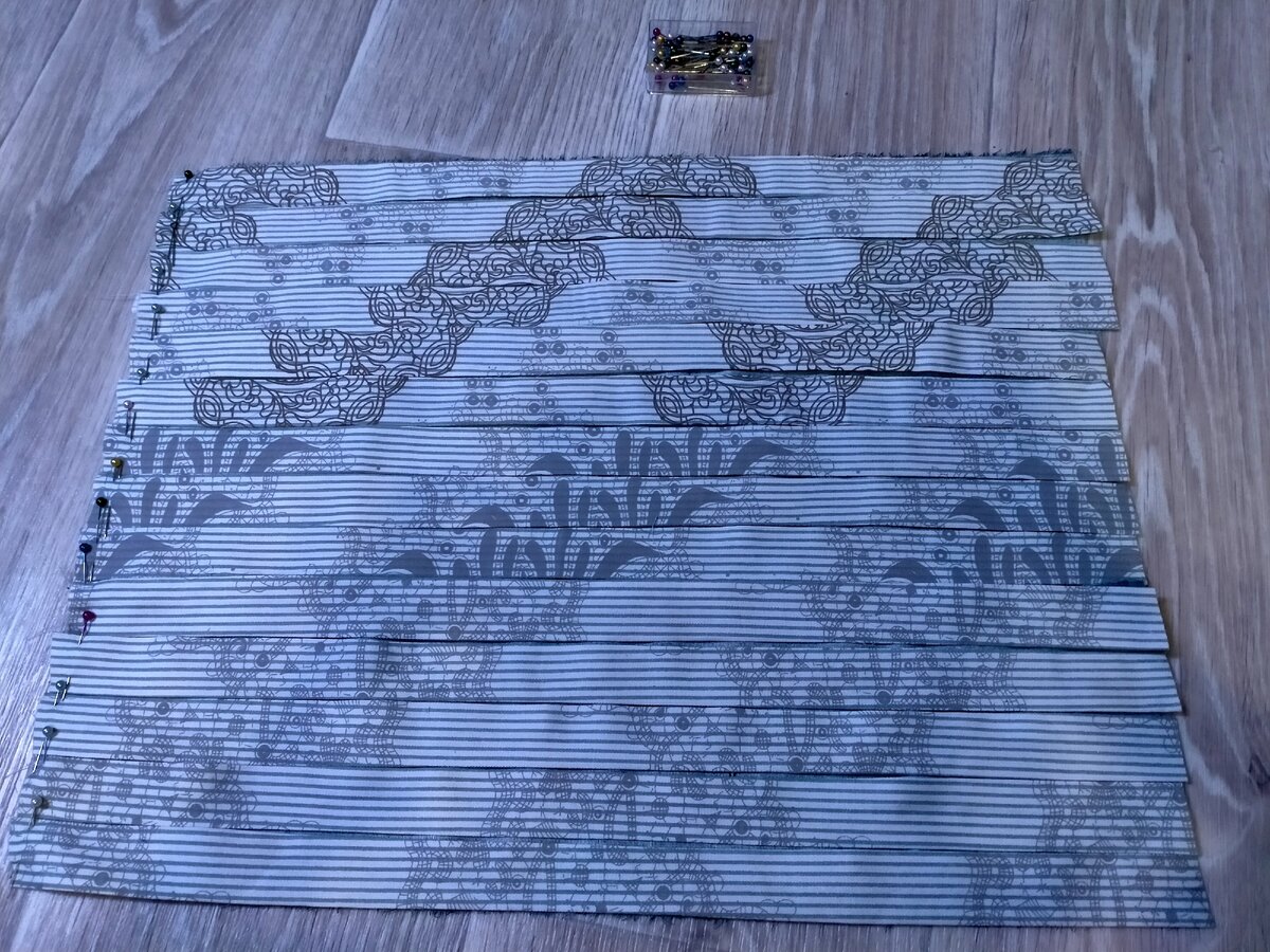 подготовила полосы к плетению