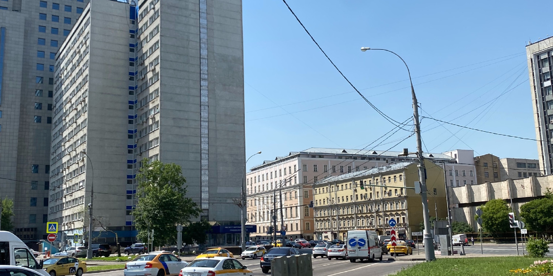 Жара одолела, желание заниматься делами испарилось. Пытаюсь собраться с силами