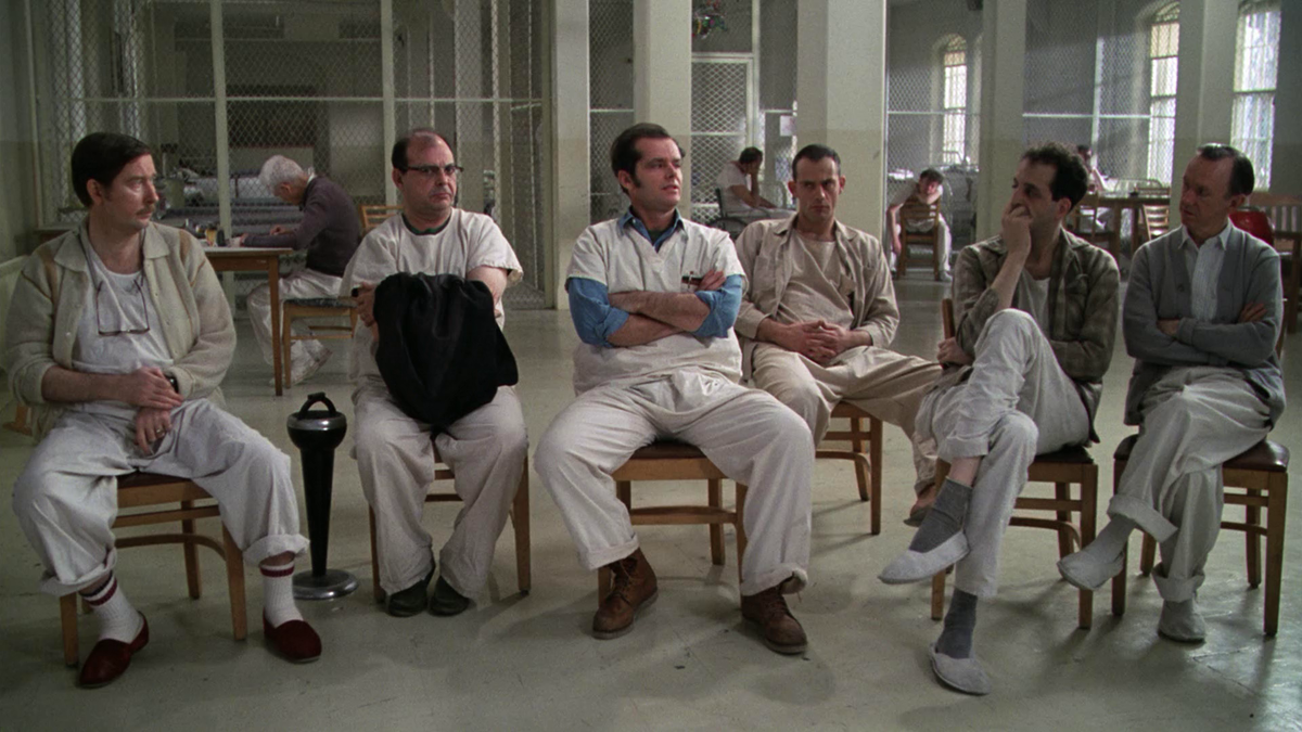 Пролетая над гнездом кукушки…