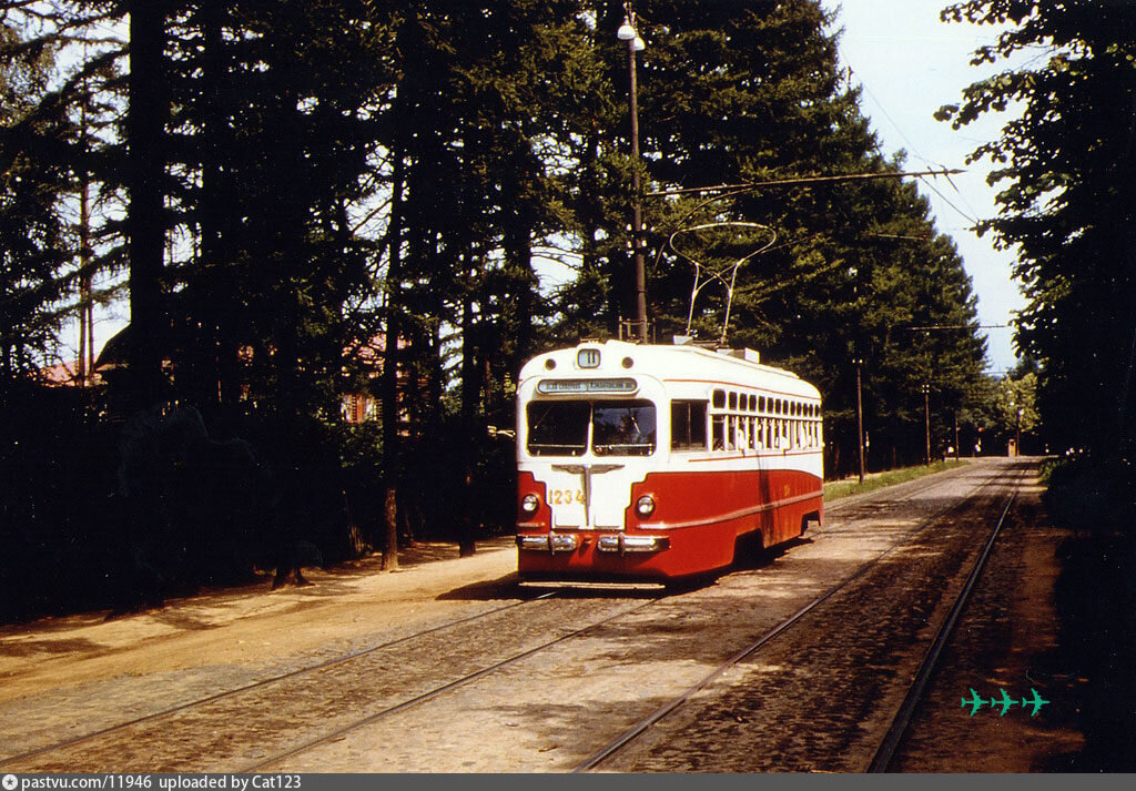 МТВ-82 в Москве в Измайловском парке, 1959 г., фото: https://pastvu.com/p/11946