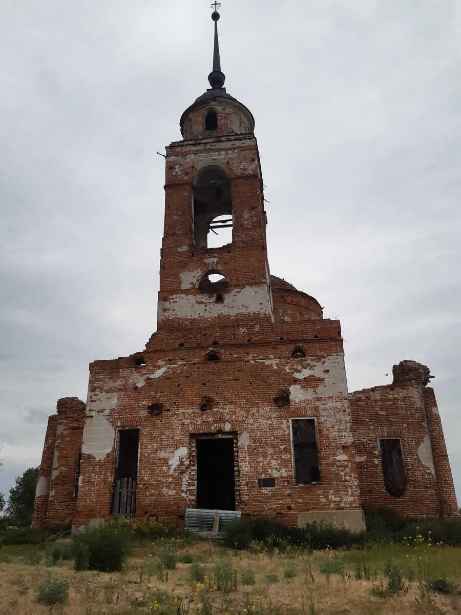 Знаменская церковь, с. Замараево Шадринского района Курганской области (фото автора)
