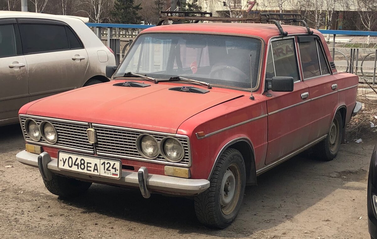 Люксовый волжский автомобиль ВАЗ-2103 | Колёса: настоящее вчера | Дзен