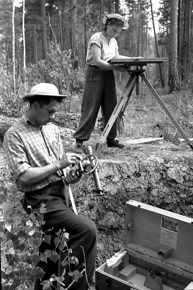 Молодые ученые.Фото Эдгара Брюханенко