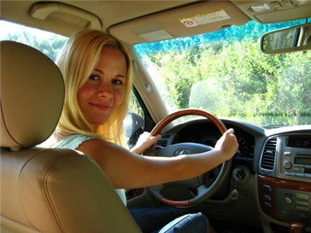 Автоняня. Няня с автомобилем.