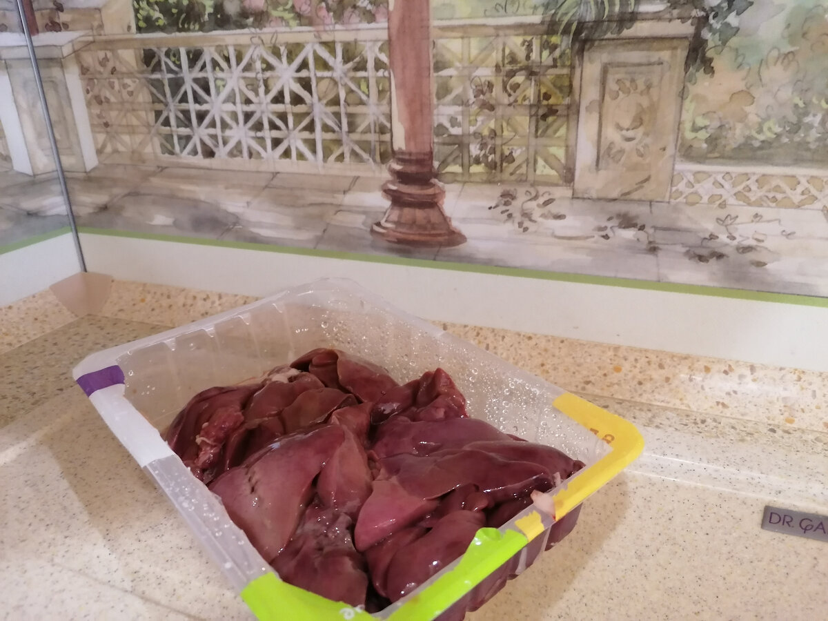 Фото автора. Берем полкилограмма куриной печенки