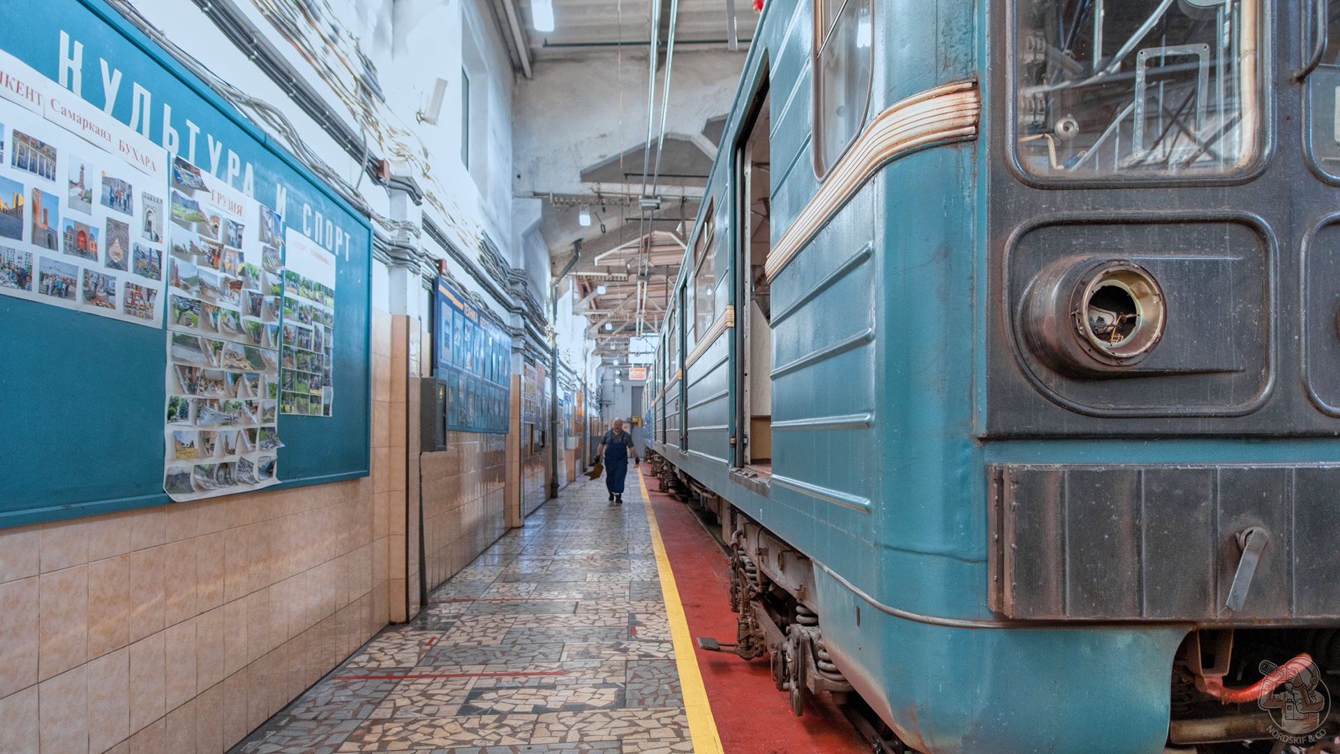 вагон метро номерной старые