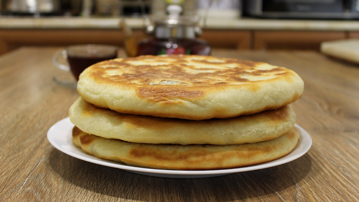 Лепешки с грибами и луком