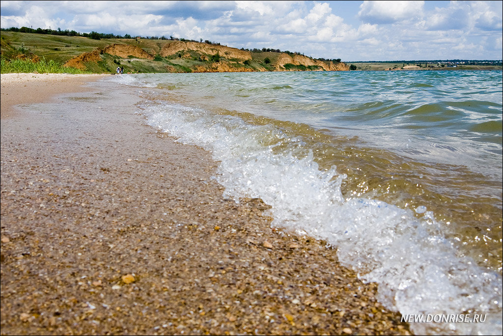 Цимлянский берег. Саркел Волгодонск пляж. Цимлянское водохранилище пляж. Пляж Саркел Цимлянск. Пляж Чайка Цимлянск.