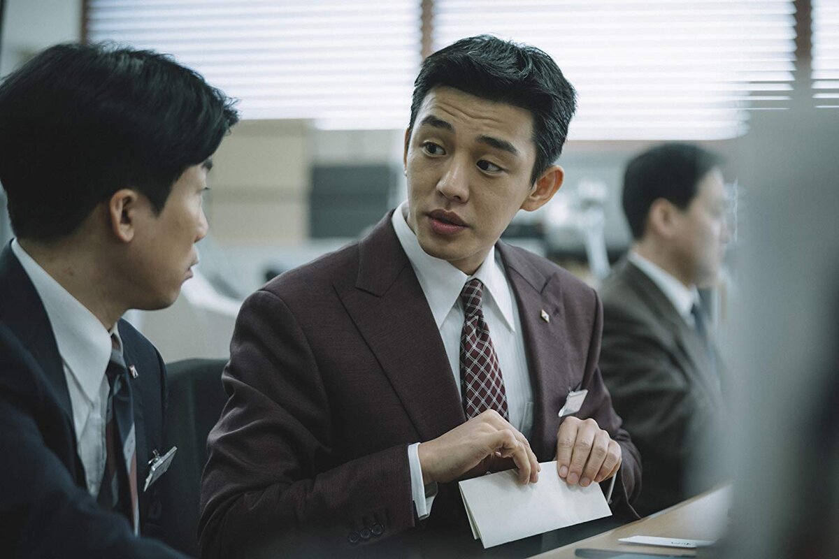 Кадр из фильма "Дефолт"