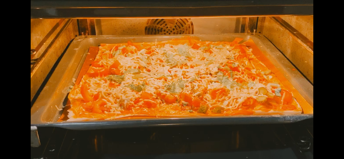 😋🍕😋