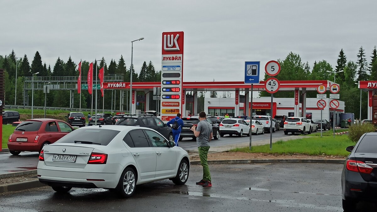 Карта москвы с заправками лукойл