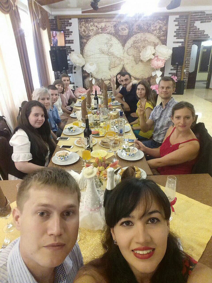 Собираемся компаниями, а по отдельности не хотим