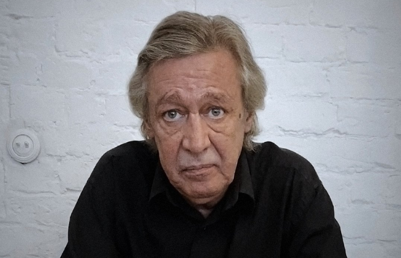 Актер Миша Ефремов. Честный человек не вписавшийся в систему буржуазных ценностей, он попросил прощения у семьи погибшего водителя Захарова