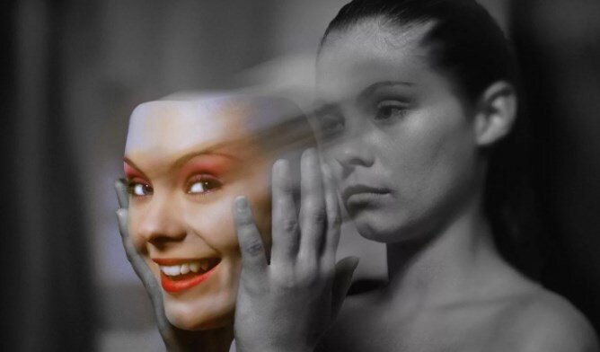 Женский маскарад