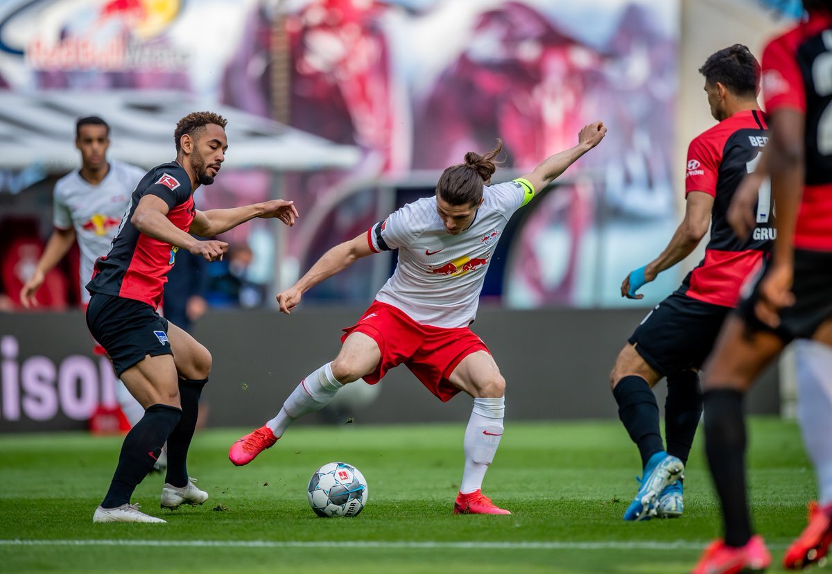 Прогноз на матч Чемпионата Германии АУГСБУРГ - РБ ЛЕЙПЦИГ 27.06.2020 