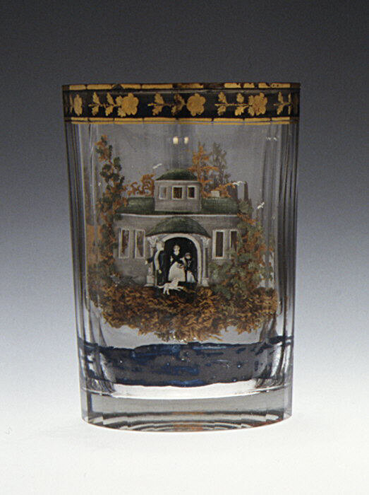 Александр Вершинин. Стакан. Бахметьевский стекольный завод. Хранится в музее Метрополитен. Creative Commons CC0 1.0 Универсальное общественное достояние .